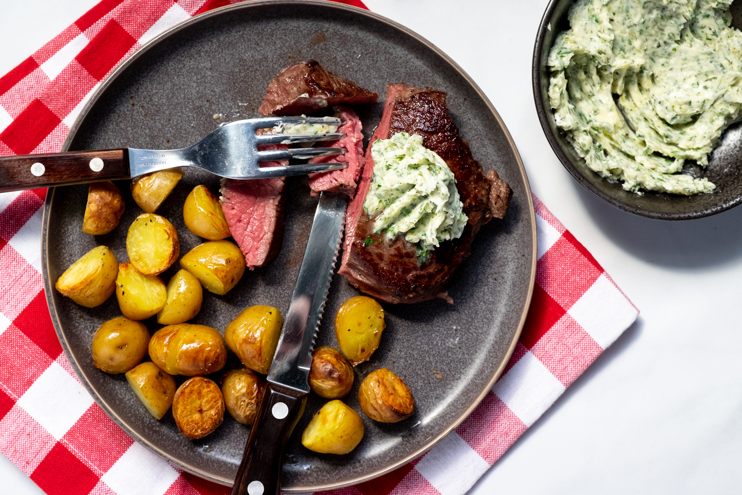 Garlic Butter Steak and Potatoes Skillet - Averie Cooks