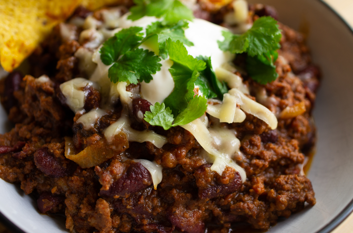 How to Slow Cook Beef Chili Recette Magazine