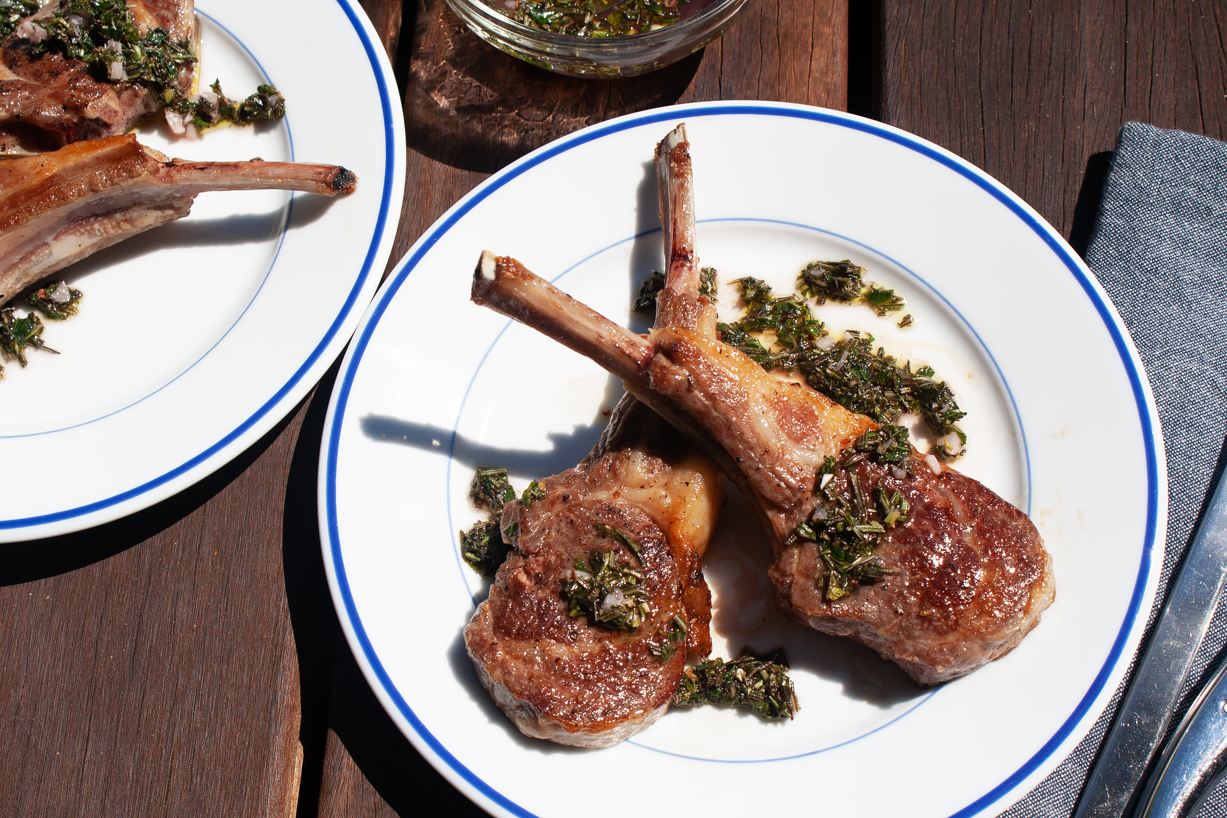 Lamb Chops with Garlic & Rosemary Recipe (Lamb Lollipops) - Kitchen Swagger