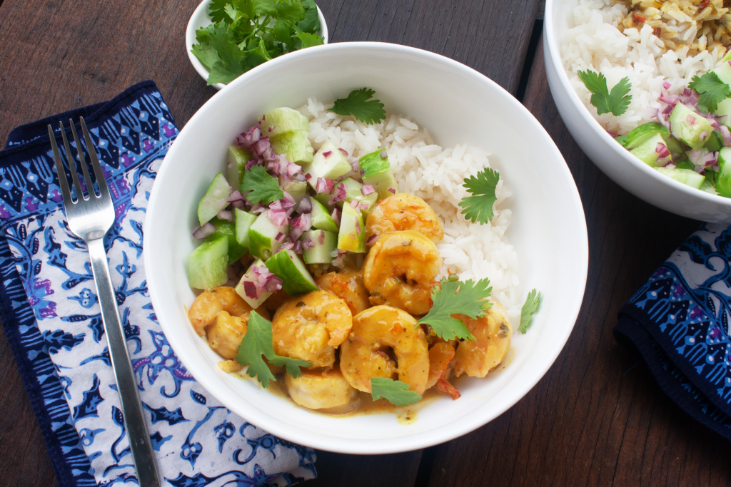Thai Coconut Shrimp with Cucumber Salad – Recette Magazine