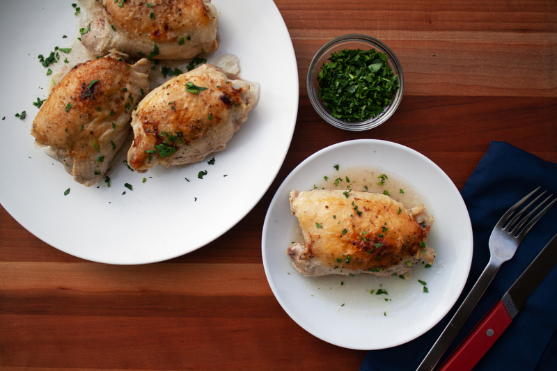 White Wine Braised Chicken Thighs Recette Magazine