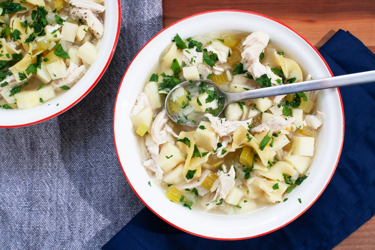 Chicken and Parsnip Soup Recette Magazine