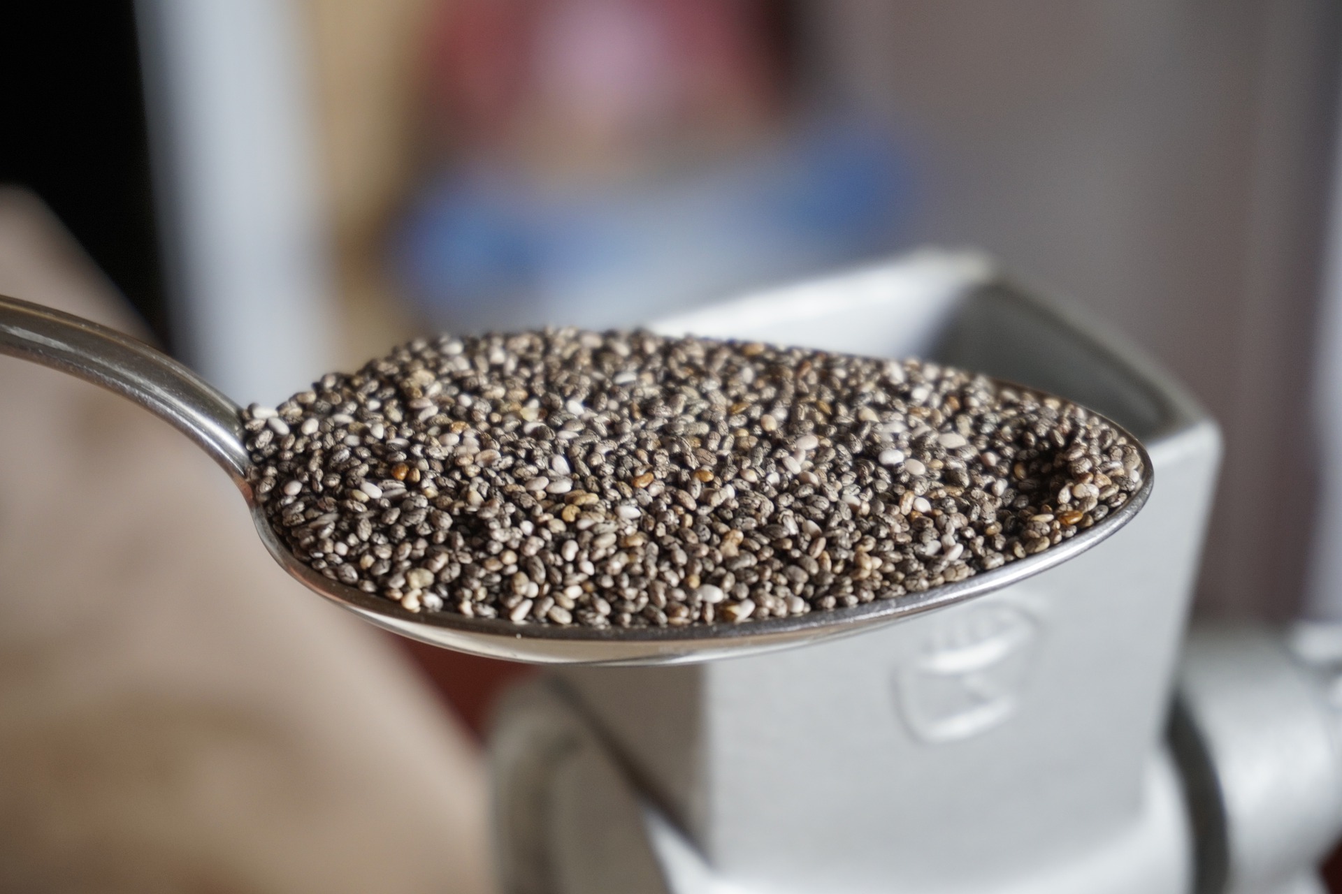 Cooking with Chia Seeds - Recette Magazine - Suvie