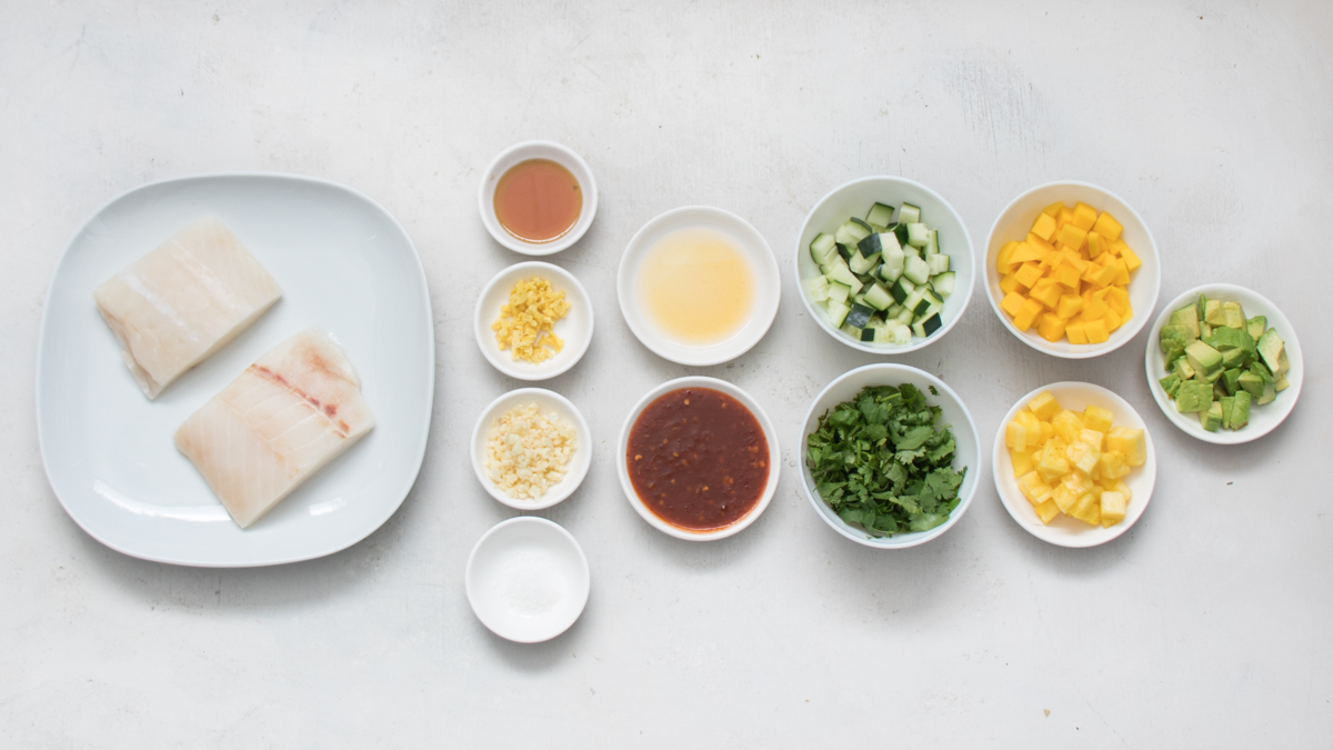 Sesame Sambal Cod with Tropical Chopped Salad – Recette Magazine