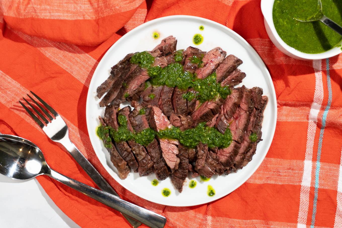 Easy Broiled Skirt Steak with Chimichurri