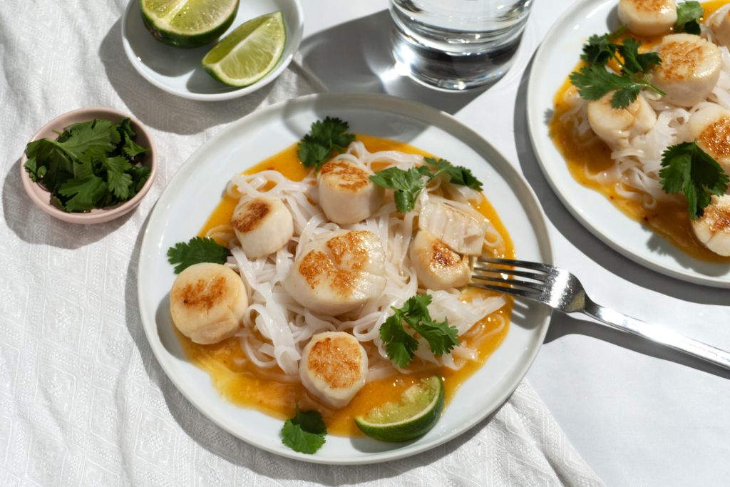 Sous Vide Scallops with Spicy Peach Sauce Recette Magazine