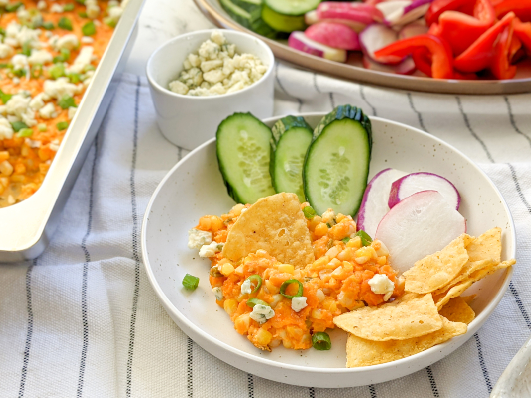 Cheesy Buffalo Corn Dip Recette Magazine
