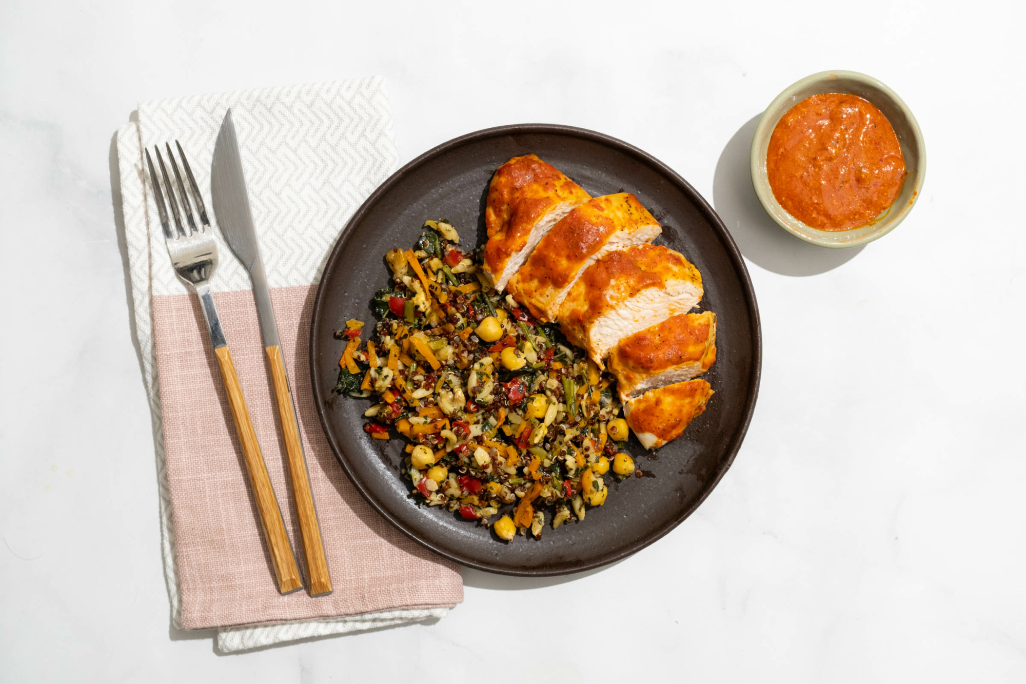 Meal Card Chicken with Red Pepper Pesto Recette Magazine