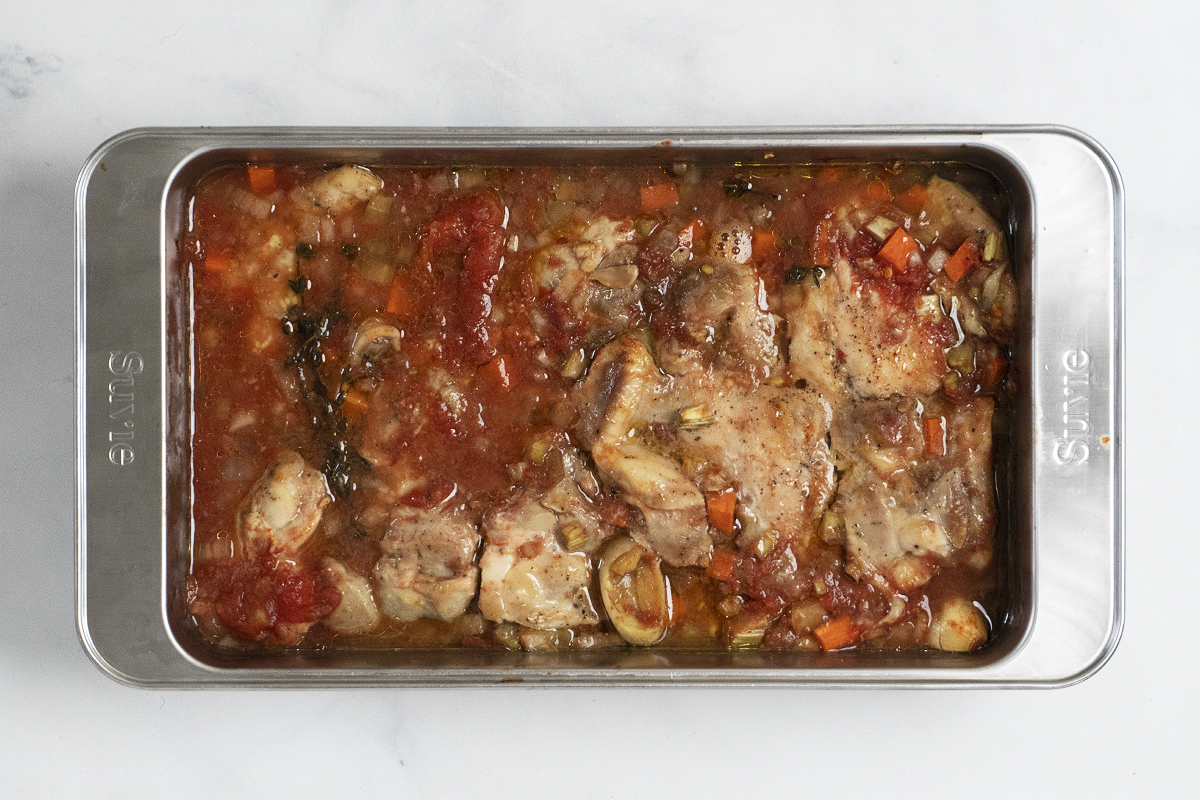 Hearty Chicken Ragout with Buttered Noodles – Recette Magazine