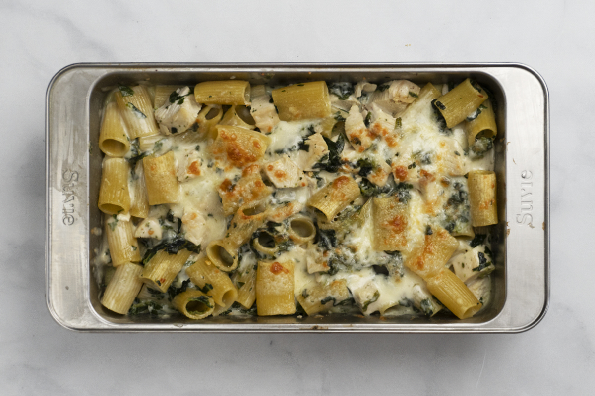 Chicken & Spinach Alfredo Bake – Recette Magazine